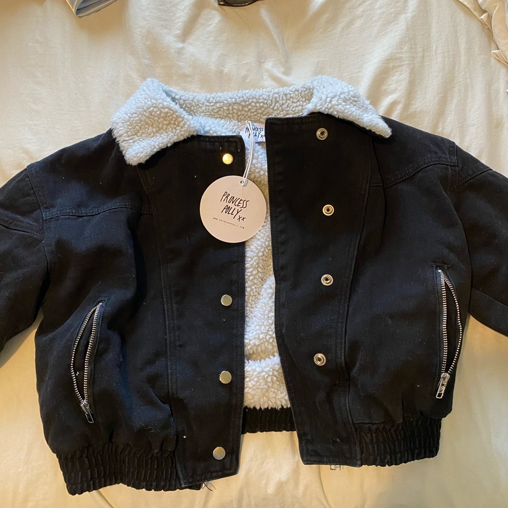 CROPPED SHERPA DENIM JACKET